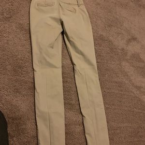 Khaki pants (skinny)
